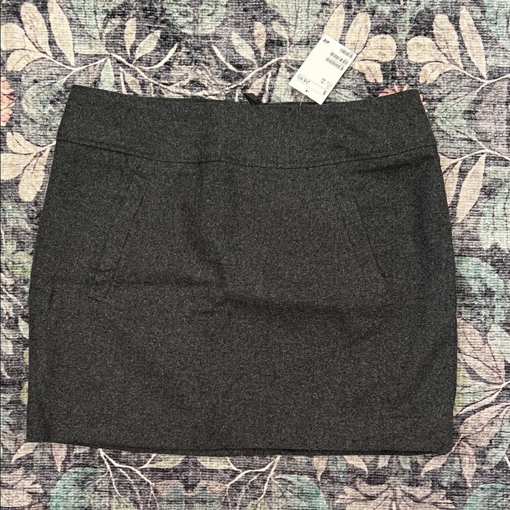H&M Charcoal Mini Skirt 10